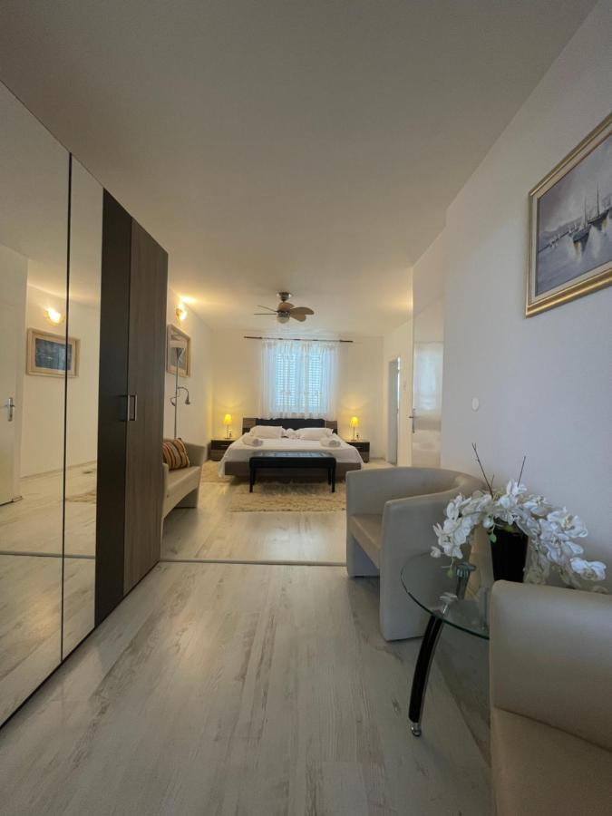 Villa Lory ماكارسكا المظهر الخارجي الصورة